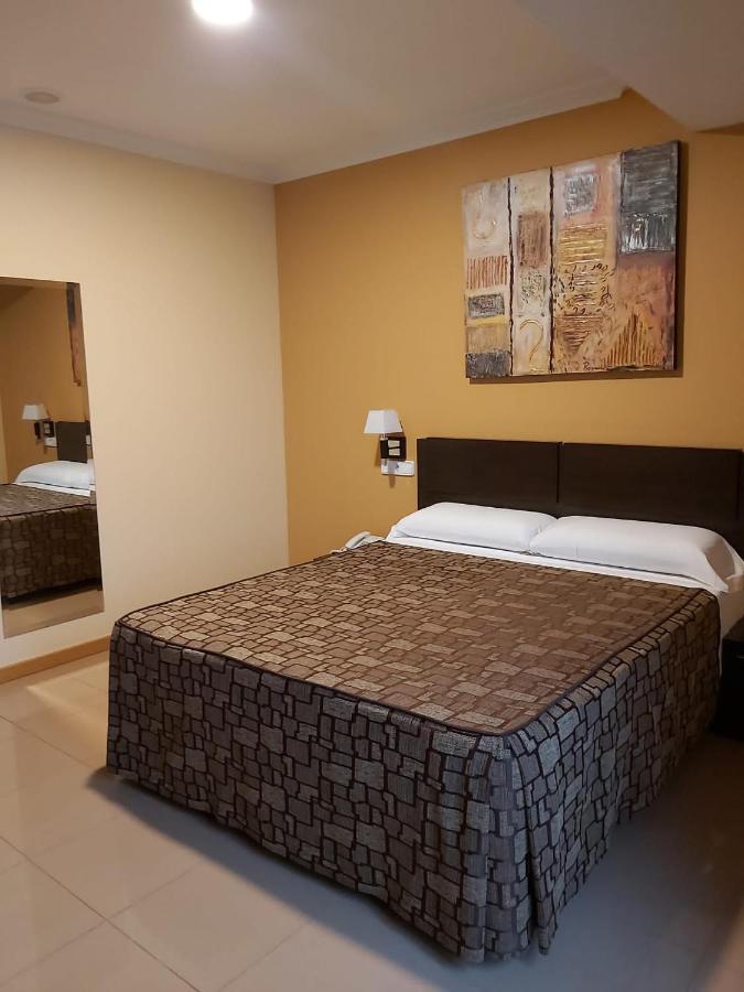Hotel Reigosa Ποντεβέντρα Εξωτερικό φωτογραφία
